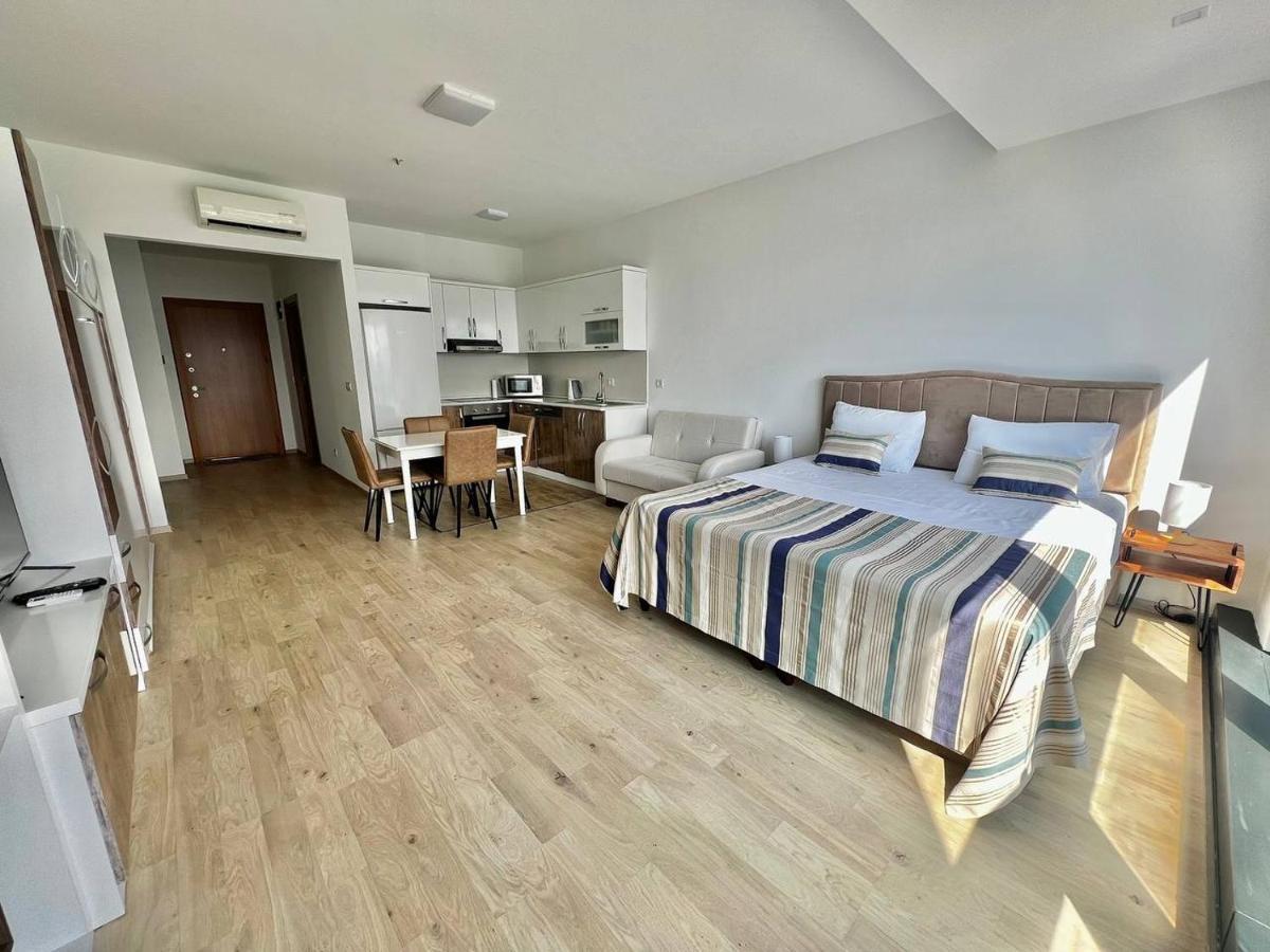 Apartments With Sea And Mountain Views, Portа Batumi Tower Bagian luar foto