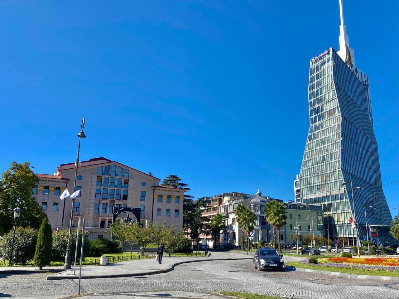 Apartments With Sea And Mountain Views, Portа Batumi Tower Bagian luar foto